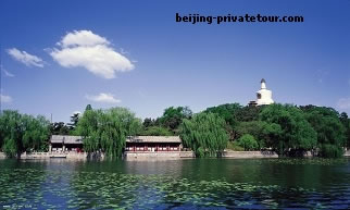 Tiananmen Square, Forbidden City and Beihai Park Day Tour