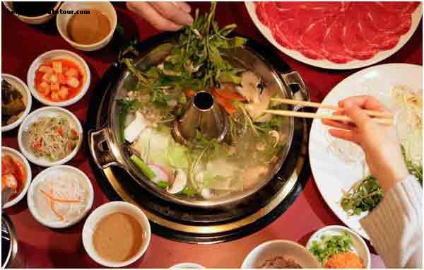 go for a Beijing tour to experience traditional Mogolian Hot Pot